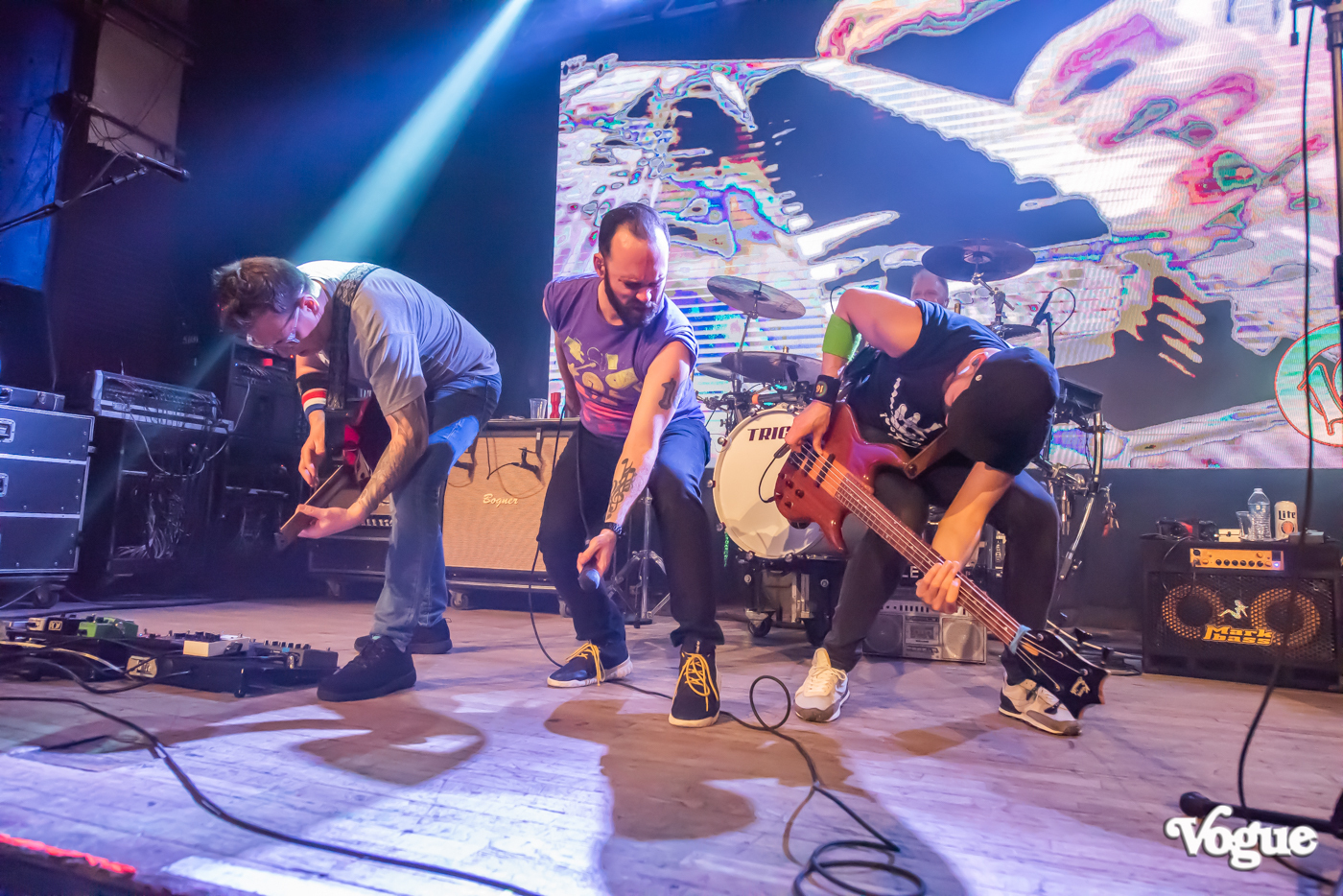 Sixteen Candles The Vogue